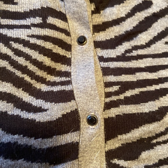 Express zebra print cardigan with black diamond buttons - Picture 3 of 6